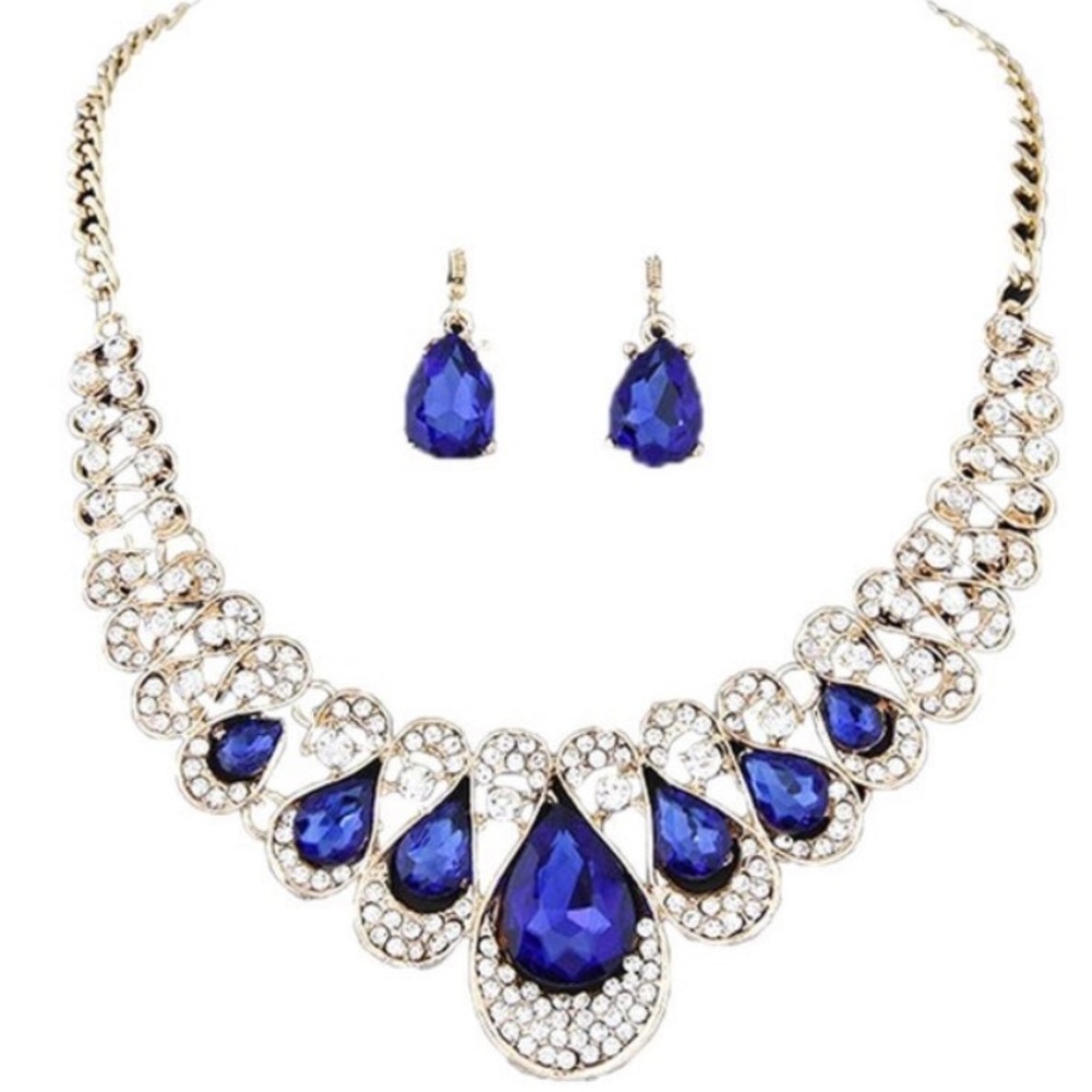 Stunning Estate faux sapphire necklace & earrings set.